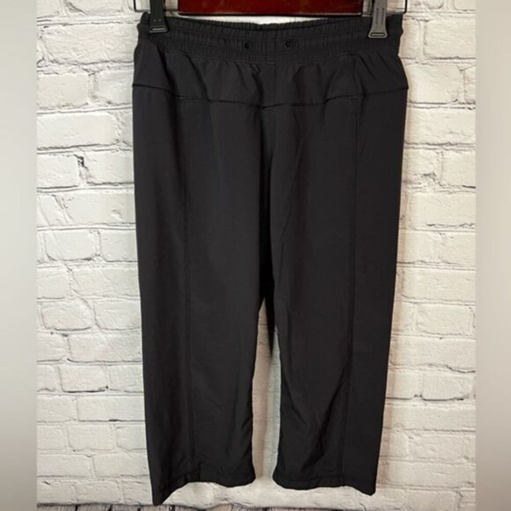 Lululemon Step‎ Lively Crop Womens Sz 2 Black Yoga Pants dance studio street
